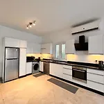 White Villa 4 Bedroom Elgouna Heated Pool